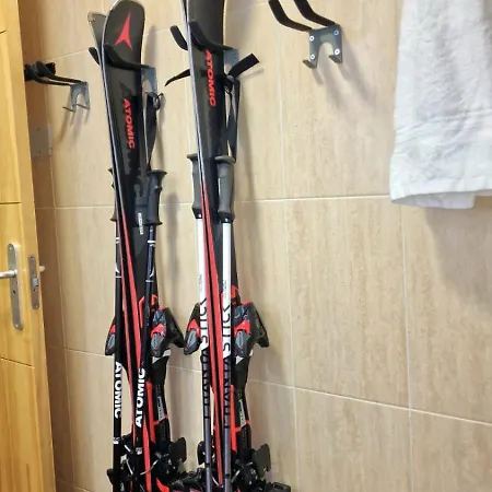 Snow Paradise Gorbea Junto Al Telecabina Parking Gratis